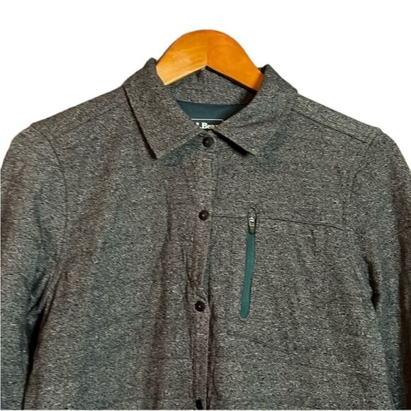 L.L.Bean grey snap button shirt‎ coat. Size small - Picture 2 of 9